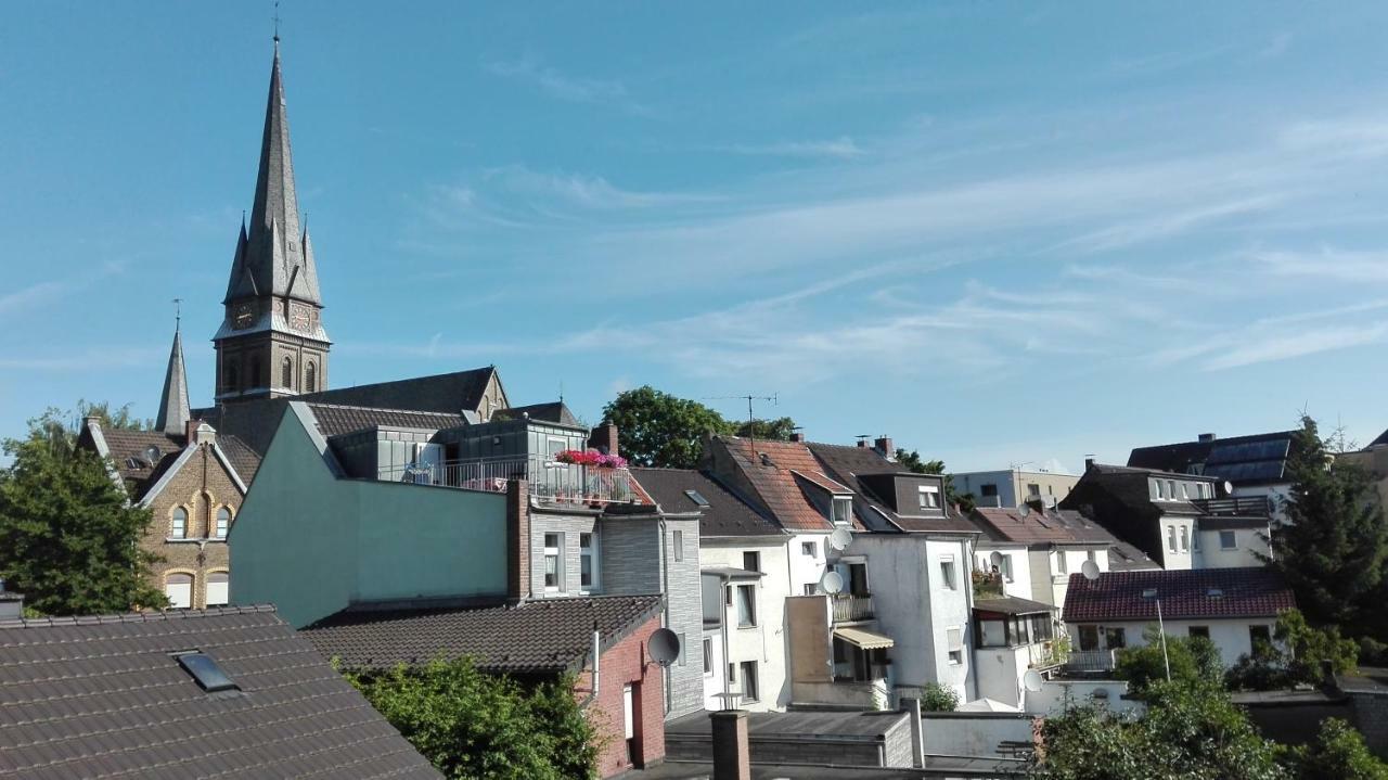 Cologne Homestay Extérieur photo